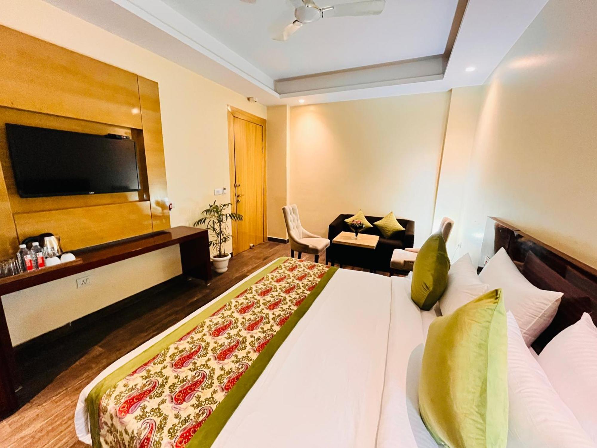 Hotel Banz Near Indira Gandhi Airport Delhi Neu-Delhi Exterior foto