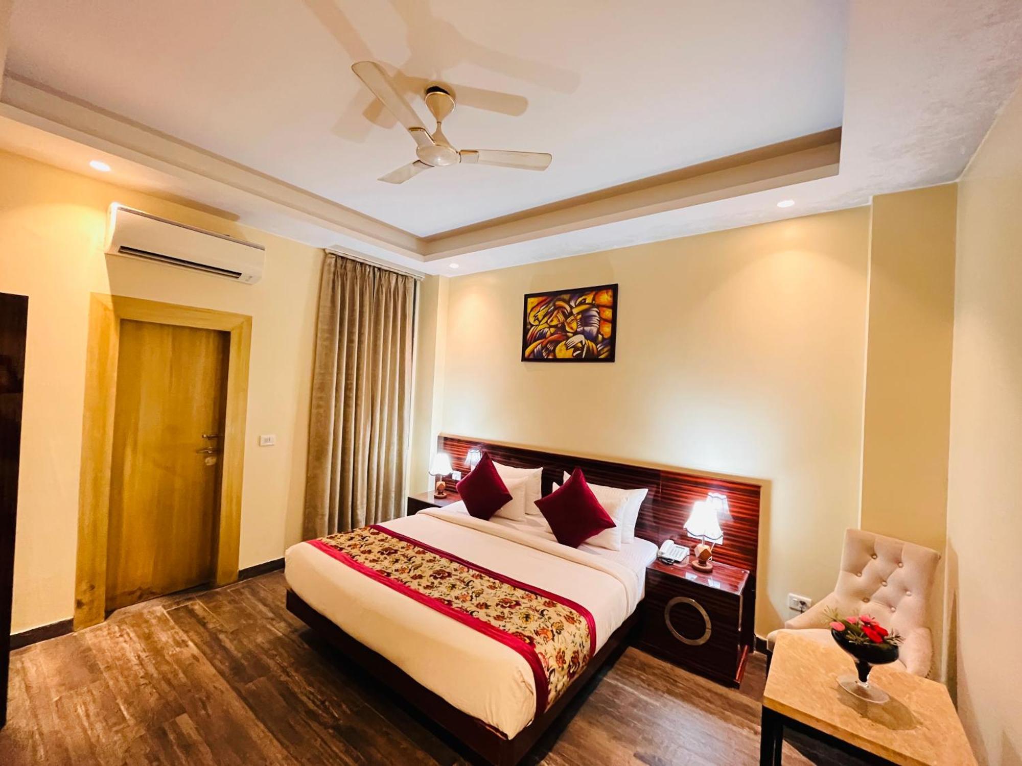 Hotel Banz Near Indira Gandhi Airport Delhi Neu-Delhi Exterior foto