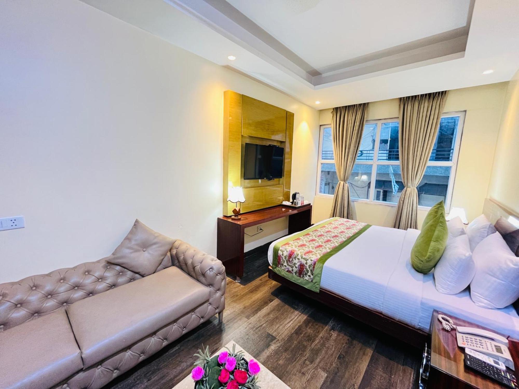 Hotel Banz Near Indira Gandhi Airport Delhi Neu-Delhi Exterior foto